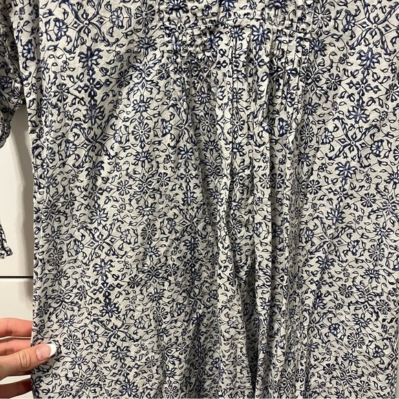 Roller Rabbit White & Blue Floral Dress - Picture 6 of 8